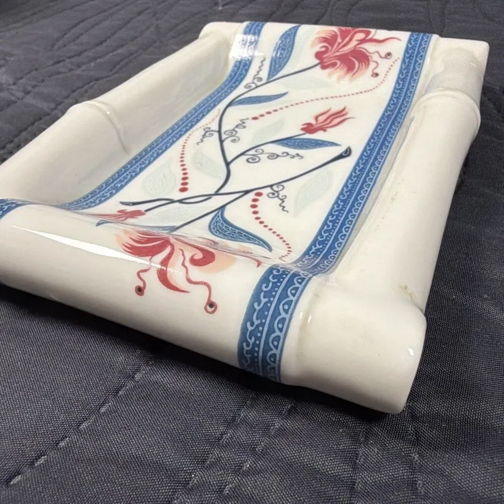 Vintage Elizabeth Arden Royal Pavilion Brighton Porcelain Soap Dish Japan